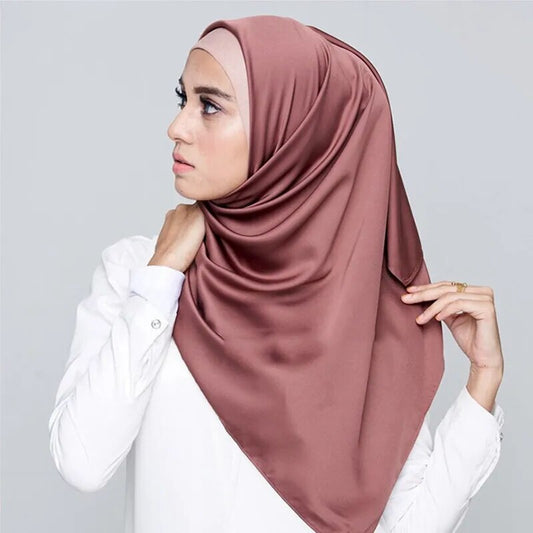 Model Radiating Modesty and Elegance in Satin Silk Hijab